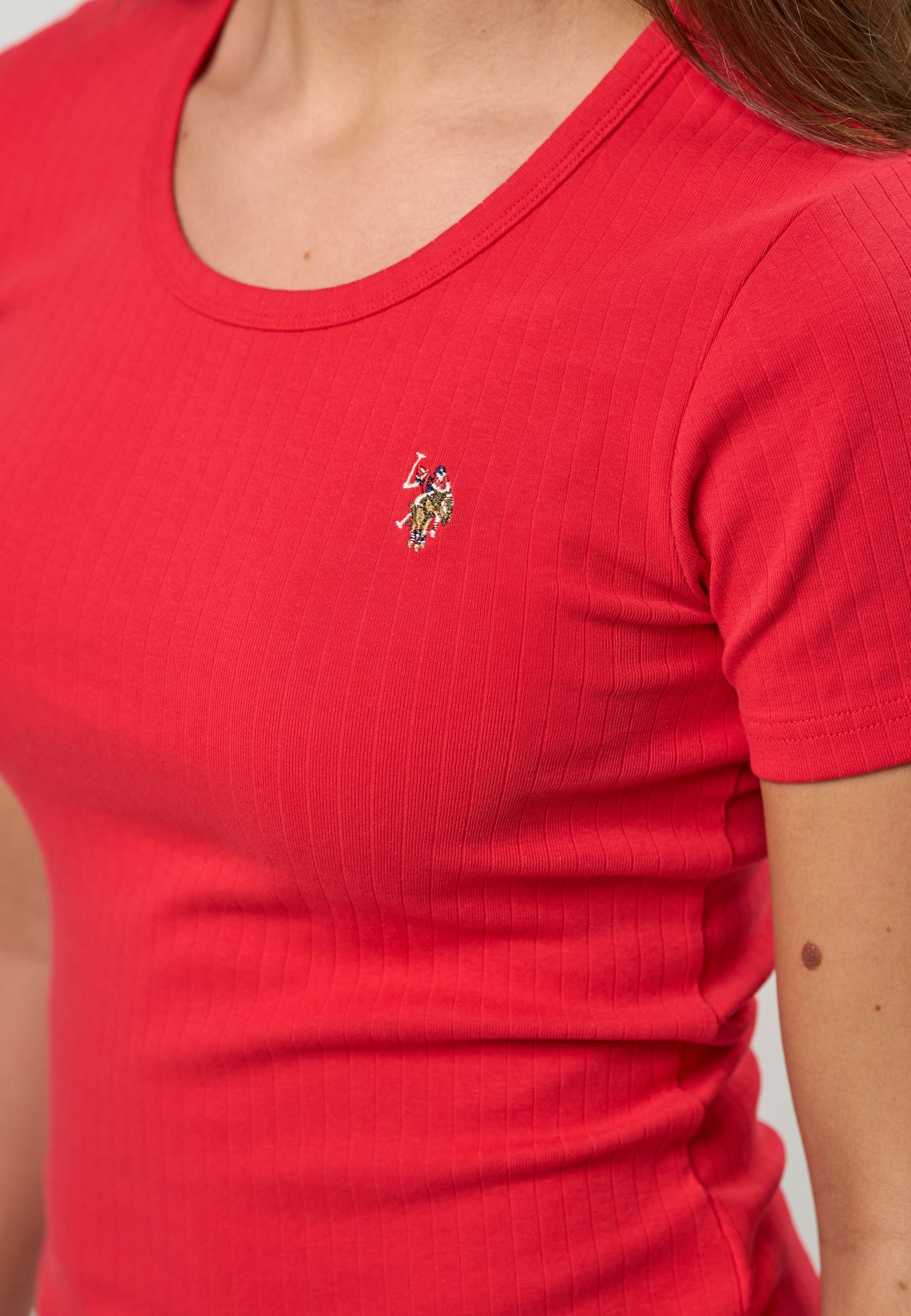 UWCarola T-shirt