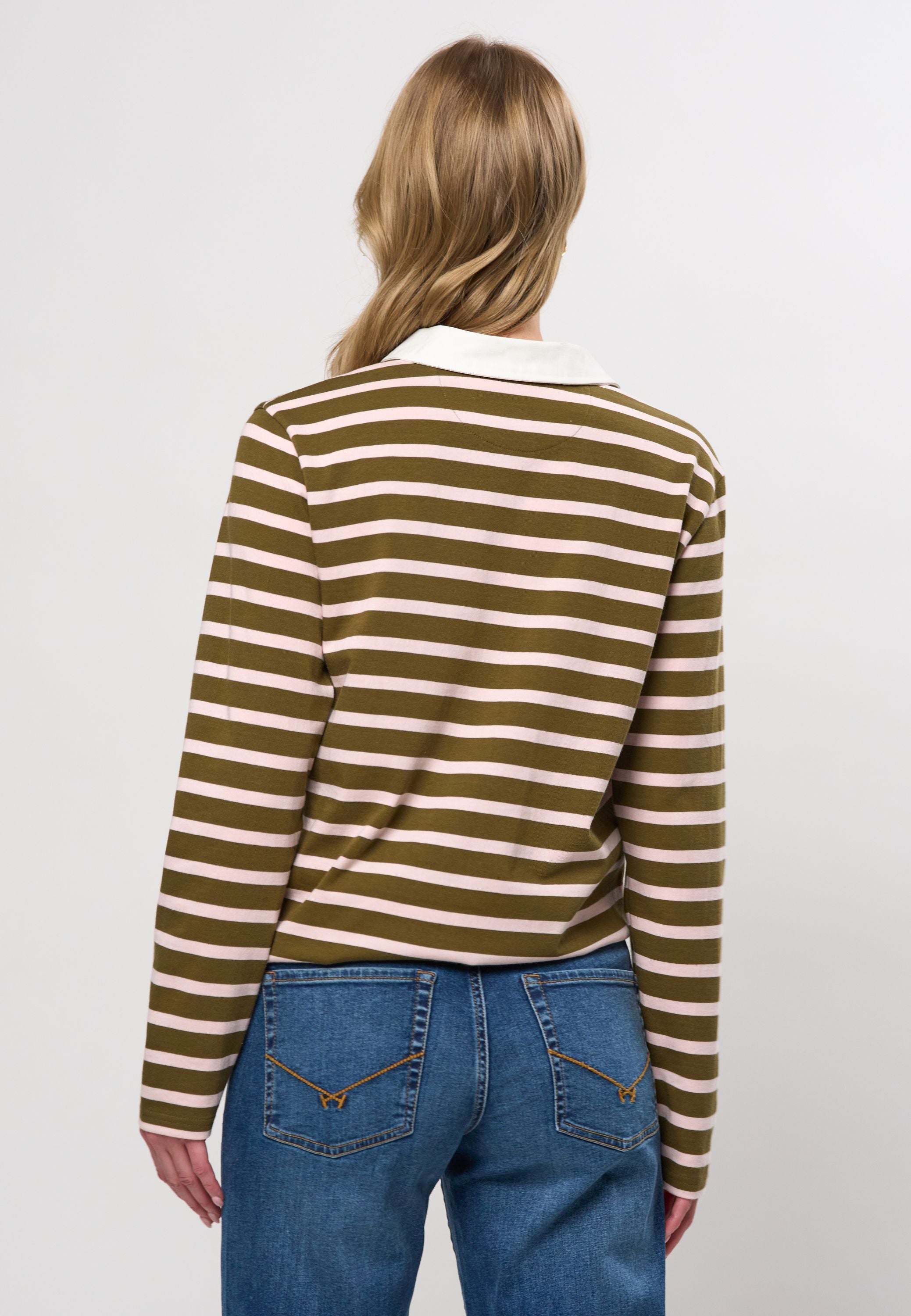 UWLesley Polo