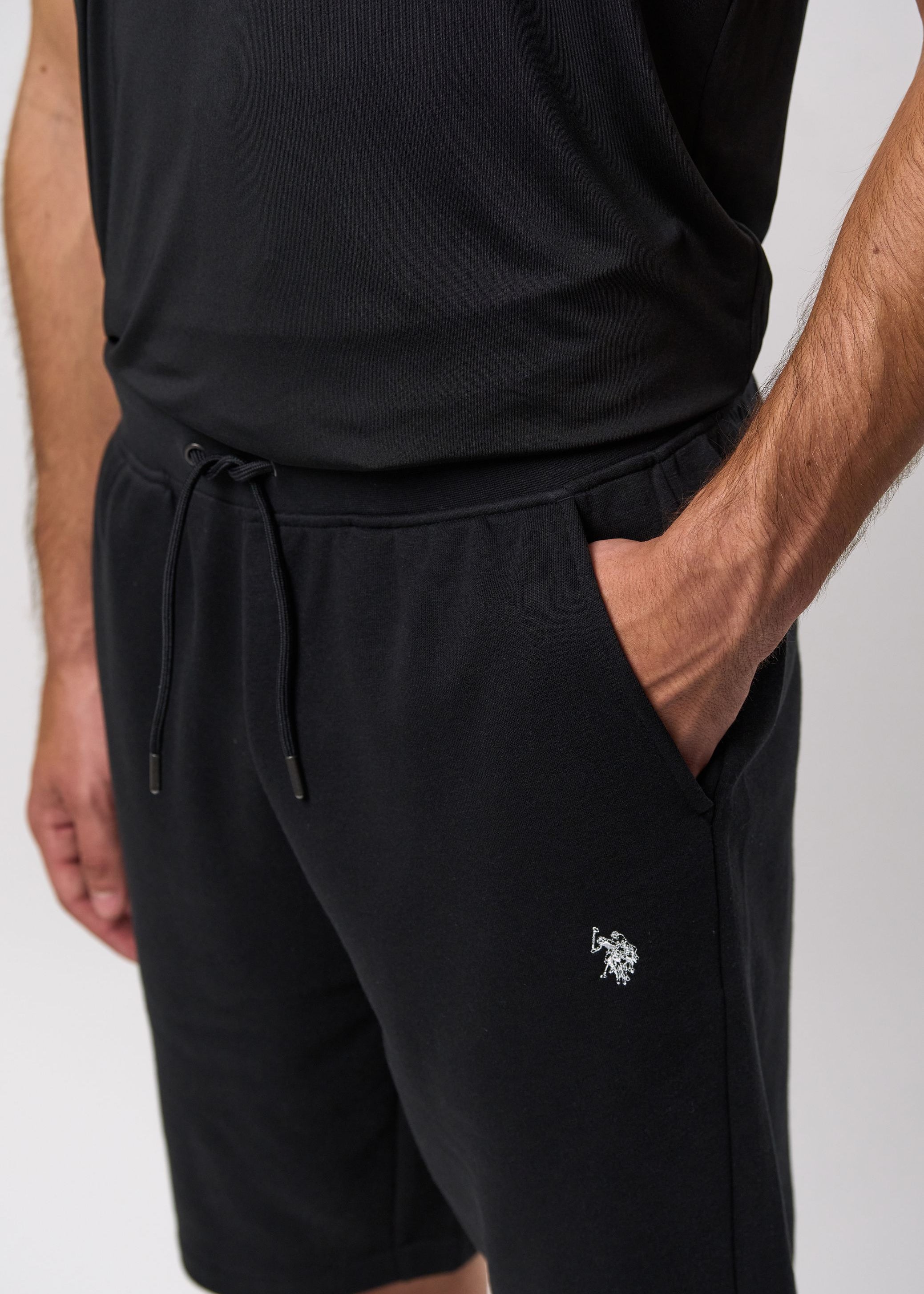 UMCedric Sweatshorts