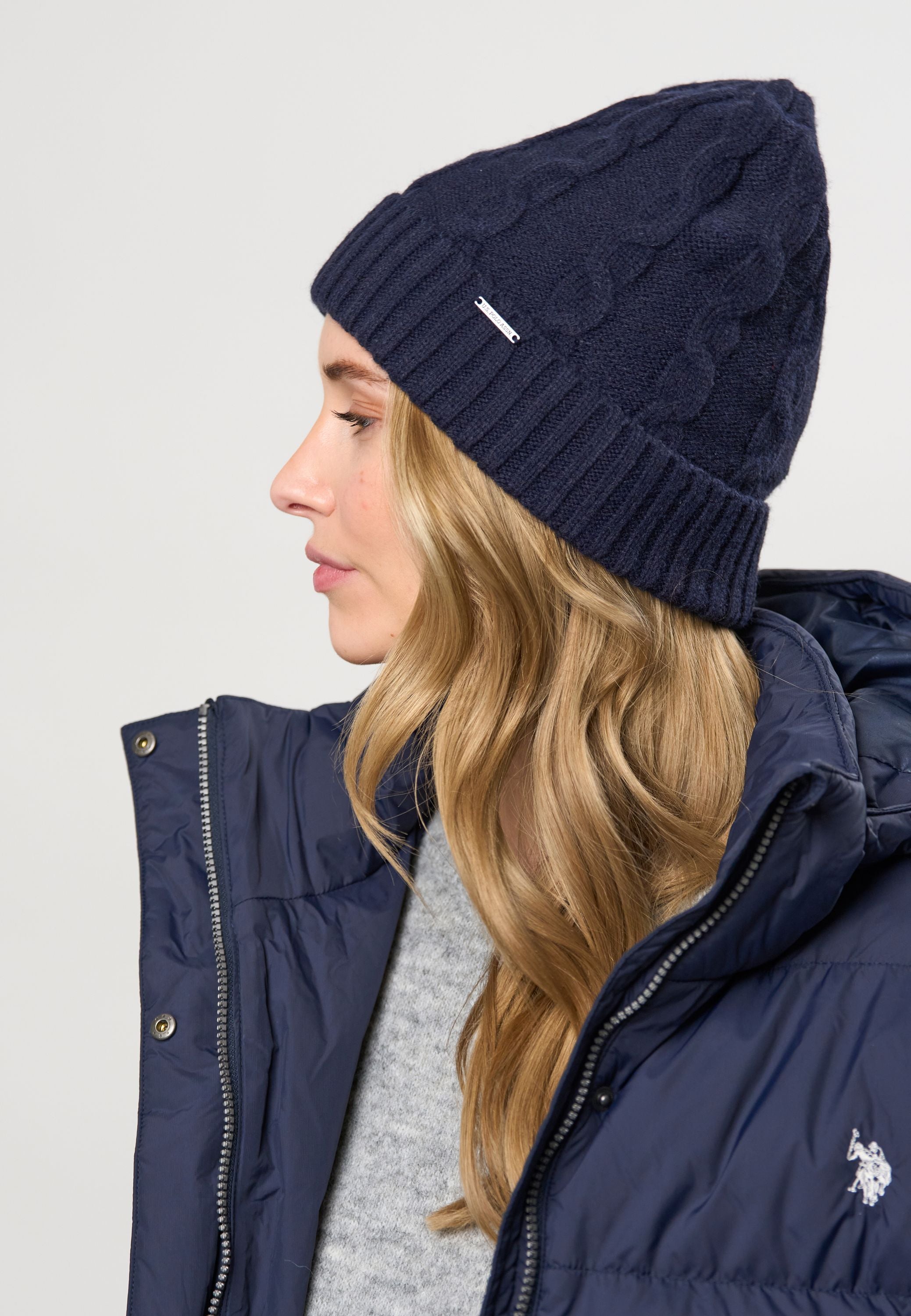 UWLuna Beanie