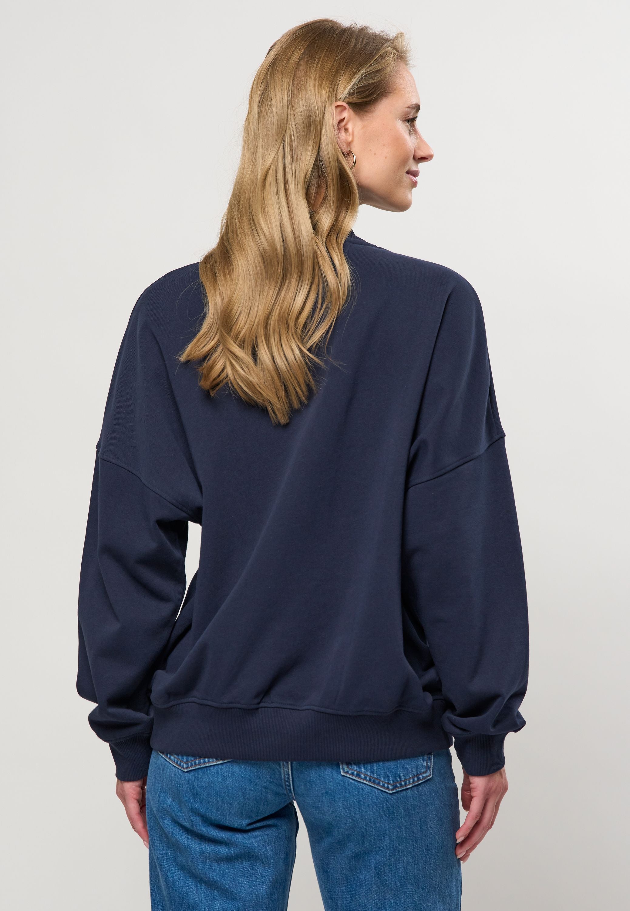 UWLullu Sweatshirt