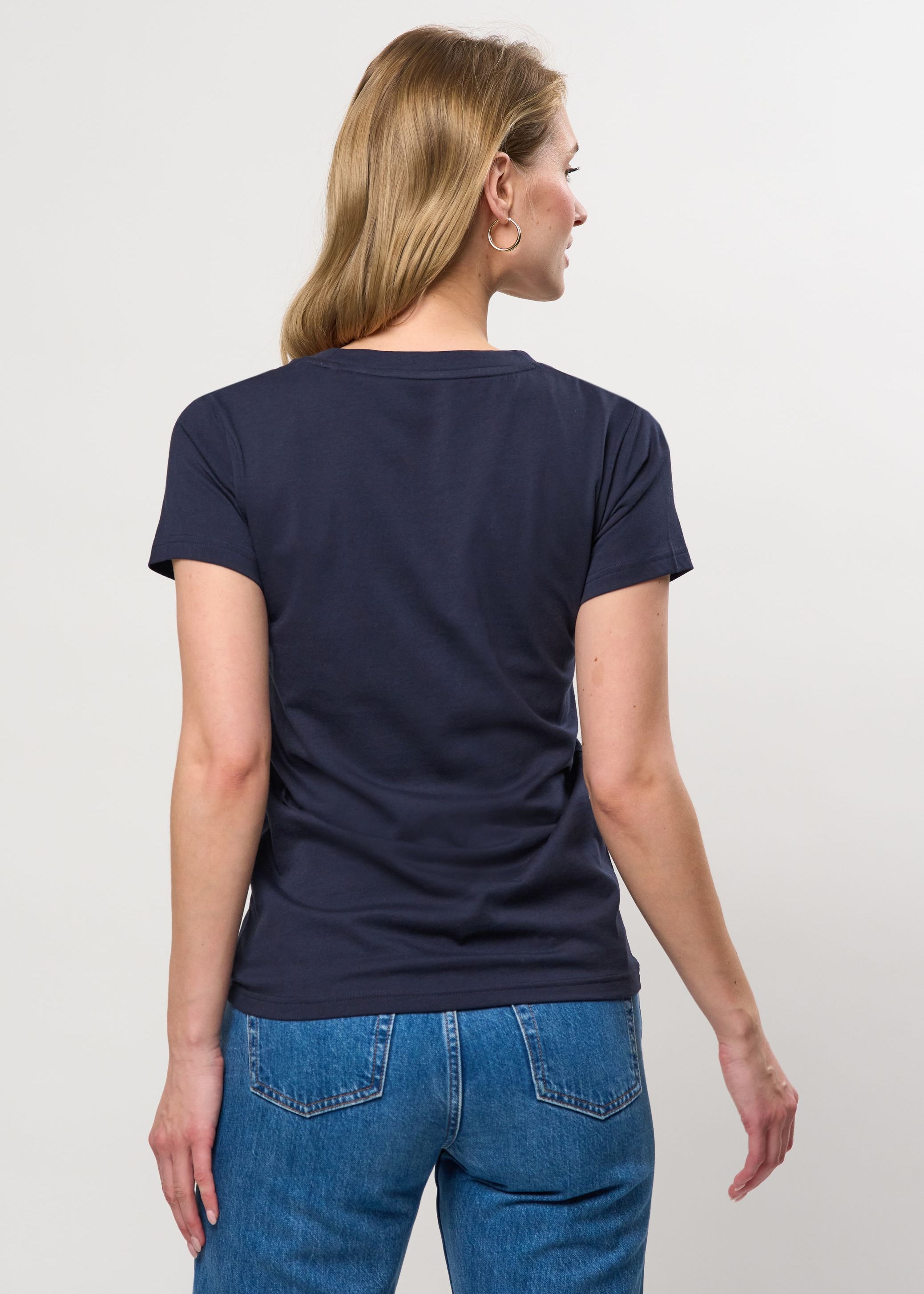 UWAmy Slim Fit T-shirt