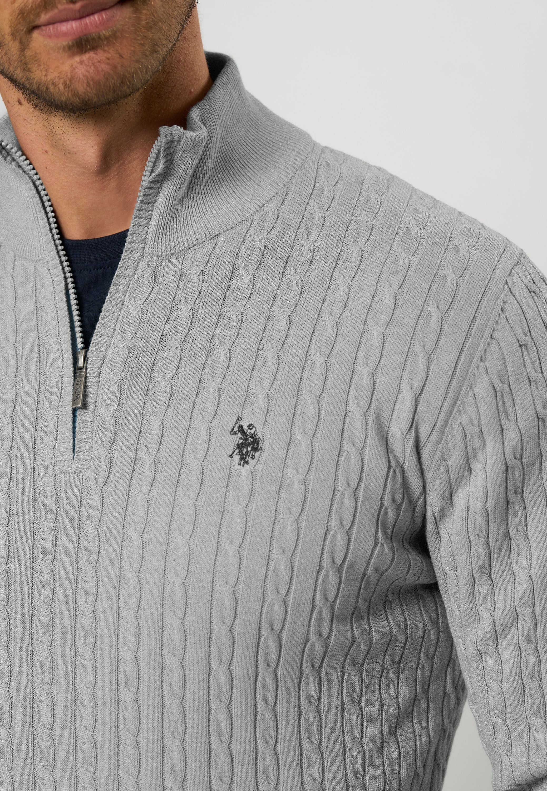 UMAmir Half-zip Cable Knit