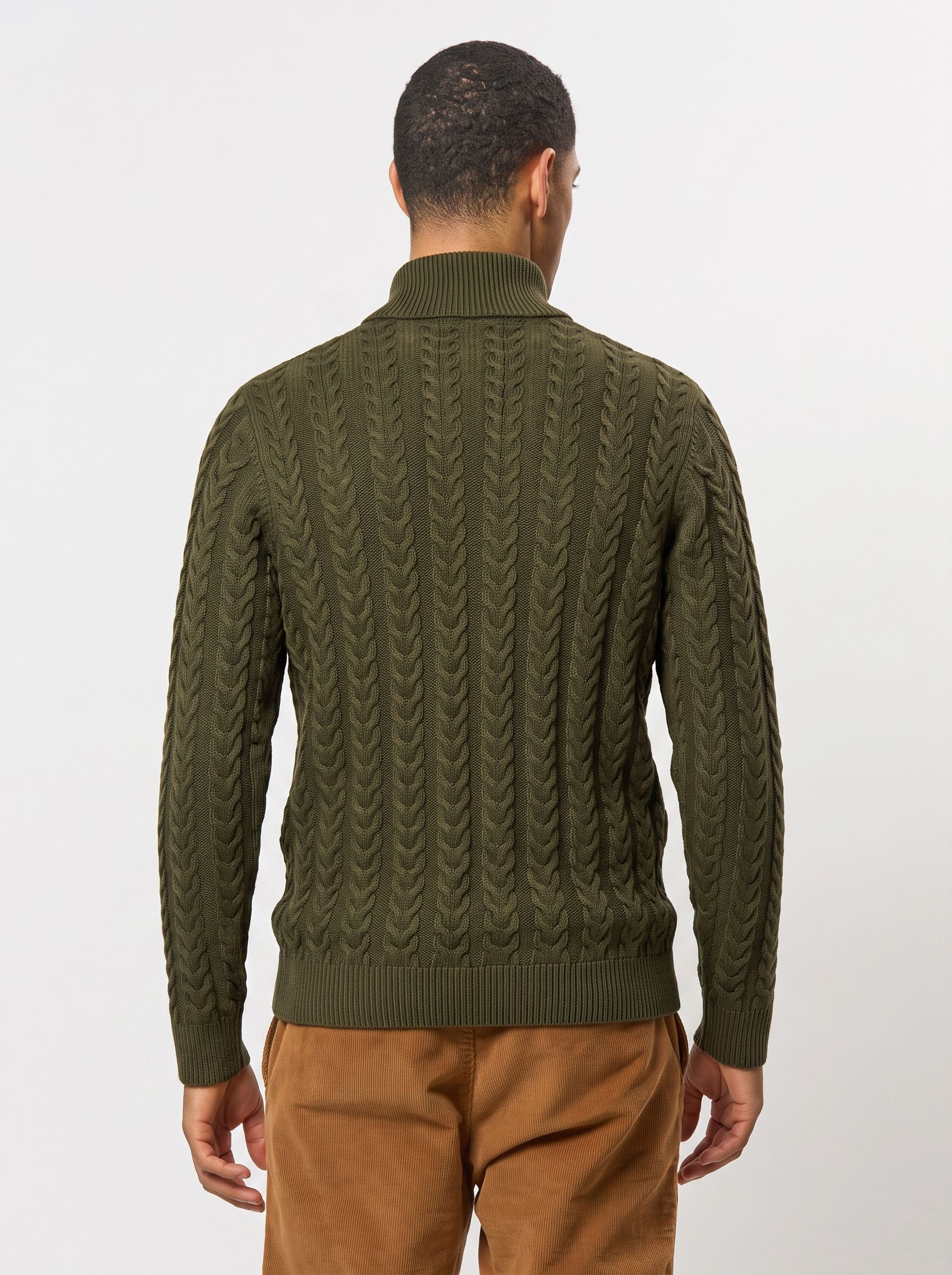 UMDashe Turtleneck Cable Knit