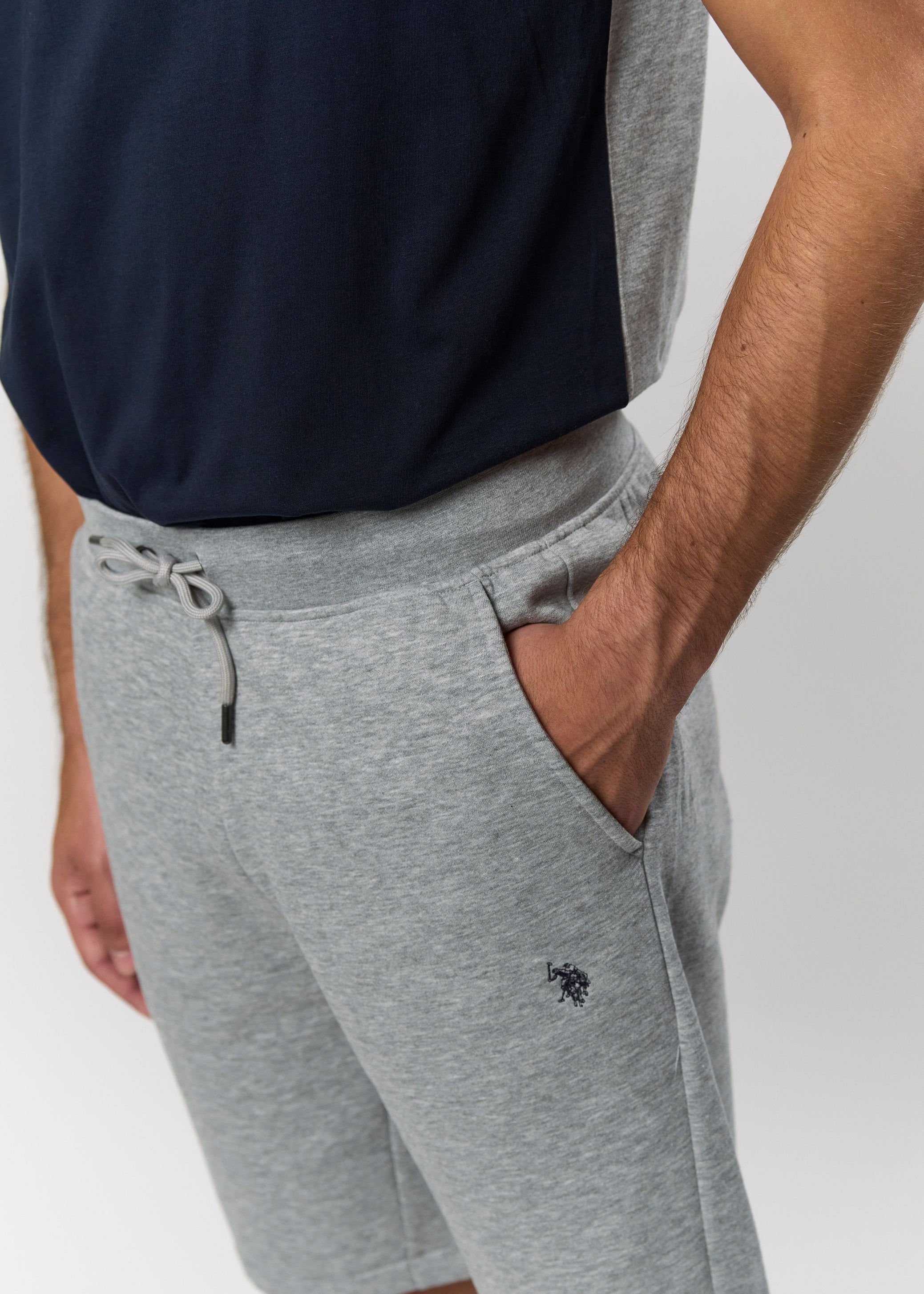 UMCedric Sweatshorts