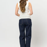 UWCasandra Top V-Neck