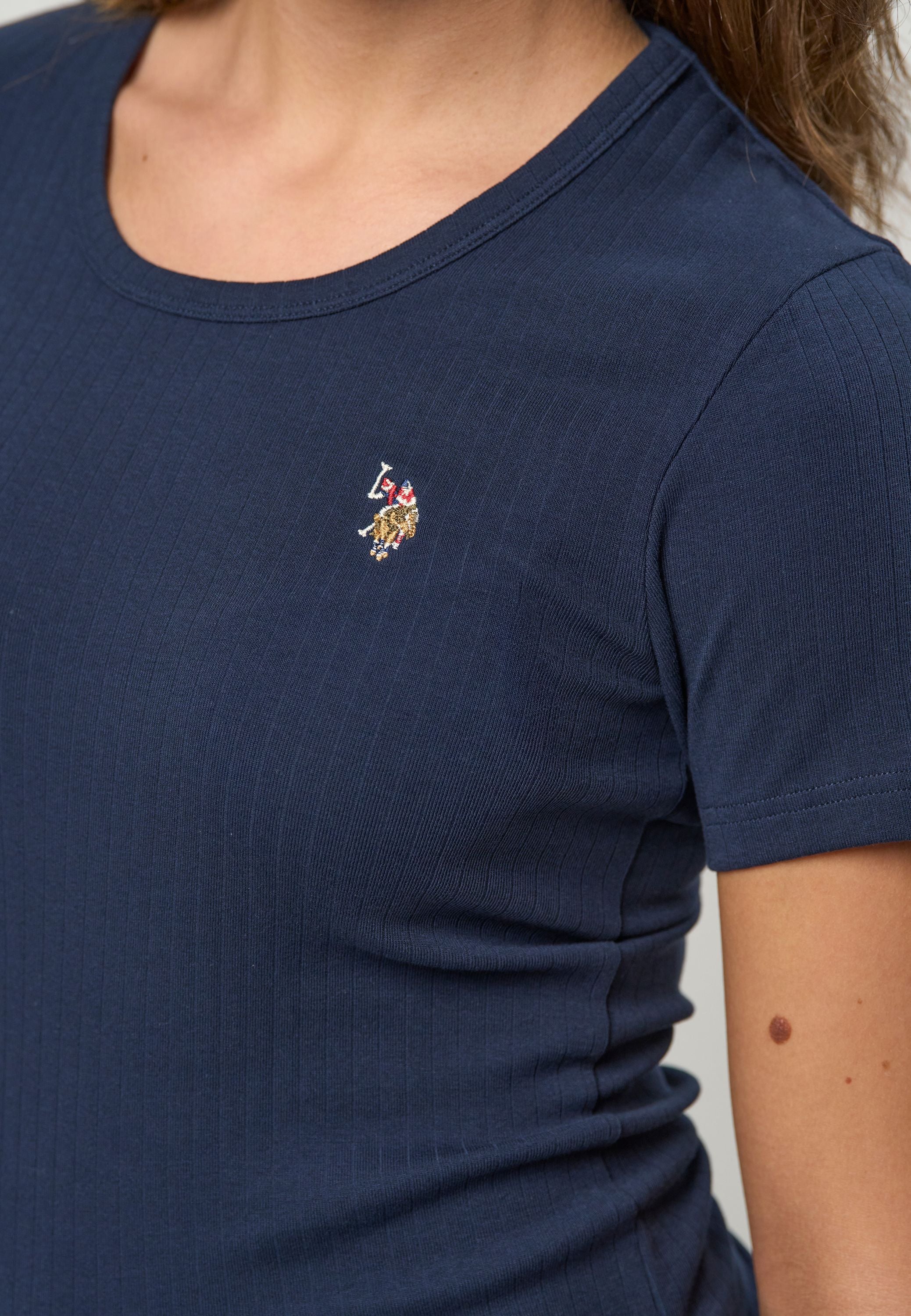 UWCarola T-shirt