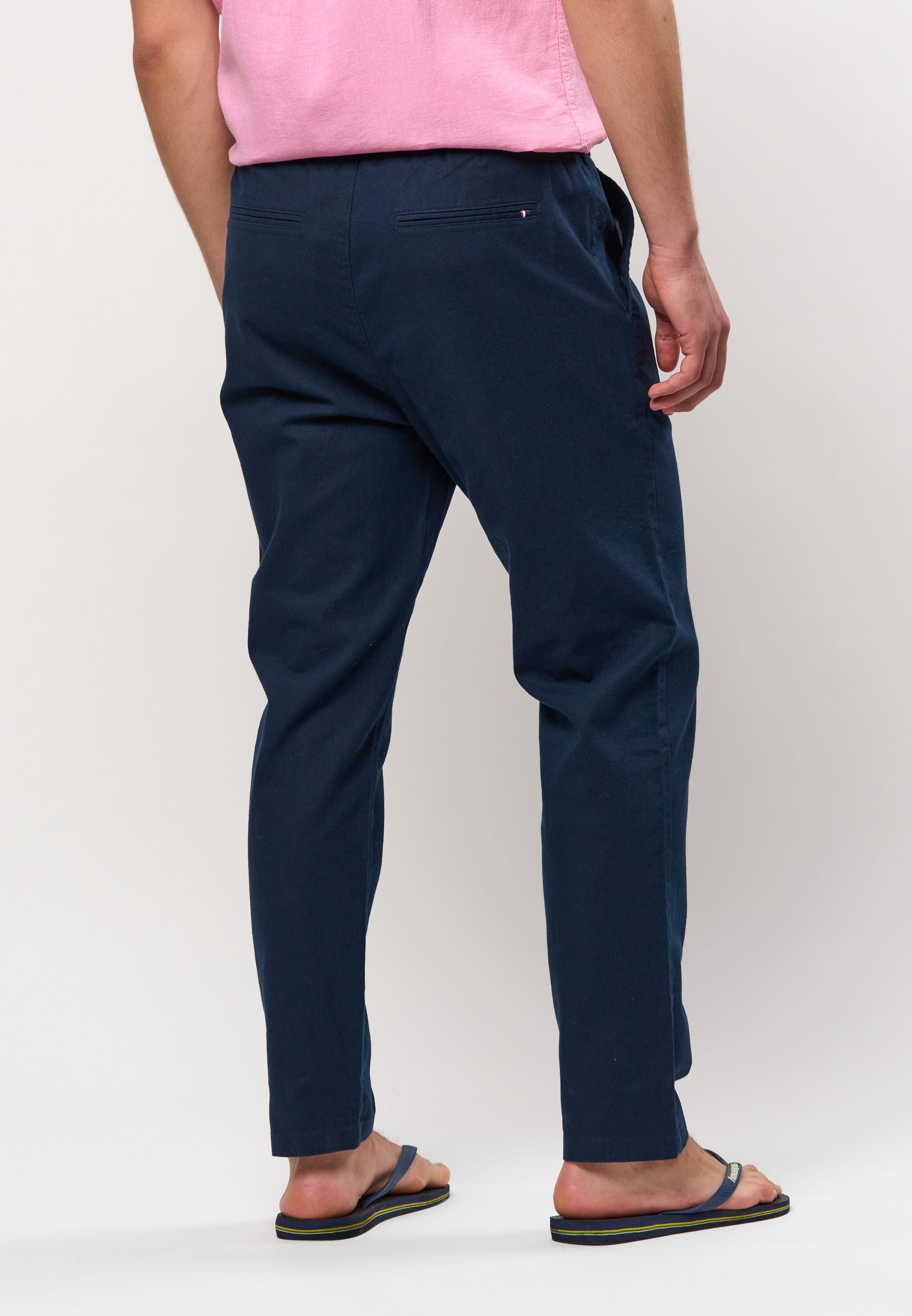 UMIvan Linen Pants