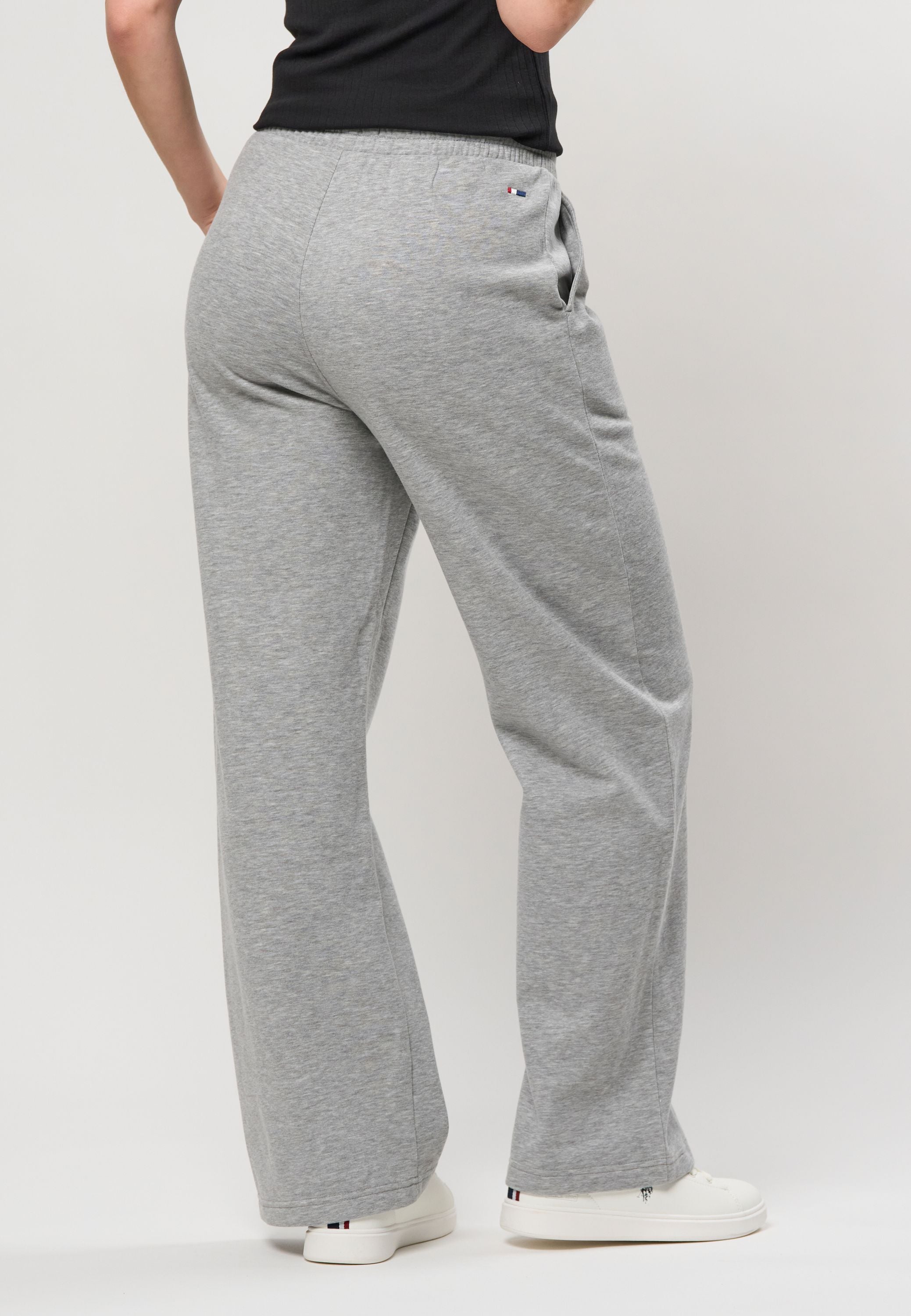 UWLenette Wide Leg Sweatpants