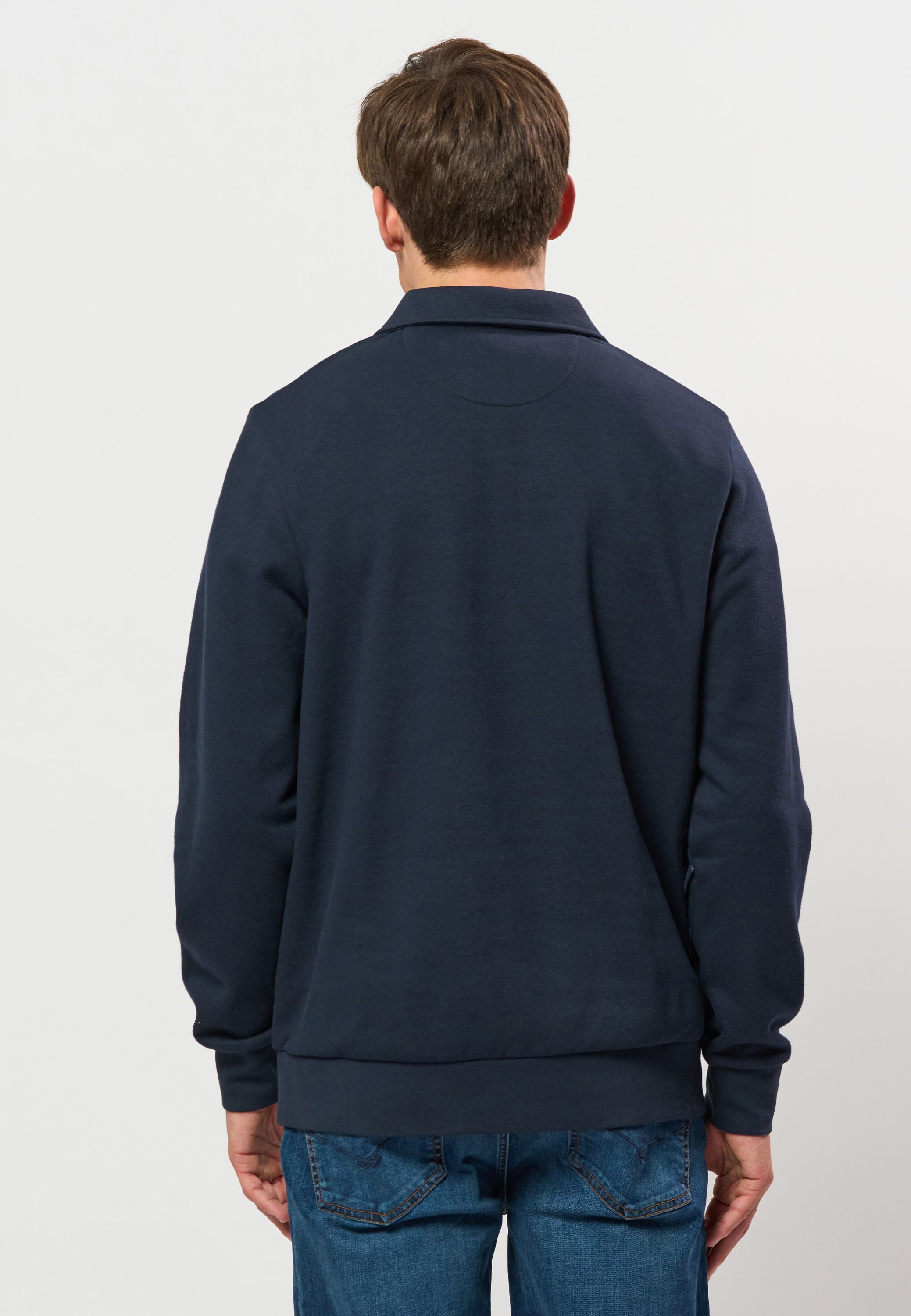 UMDagur Half-zip Sweatshirt