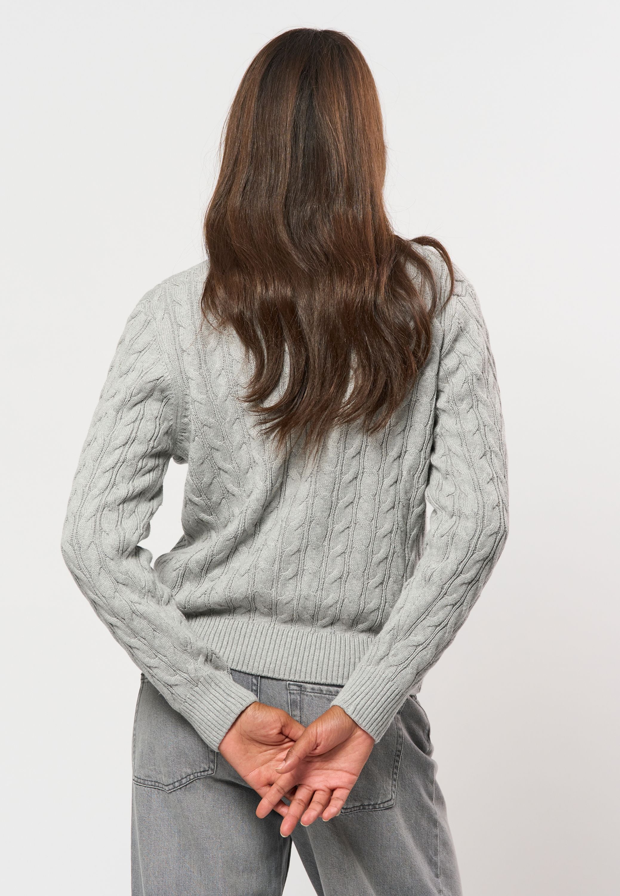 UWLibbi V-neck Knit