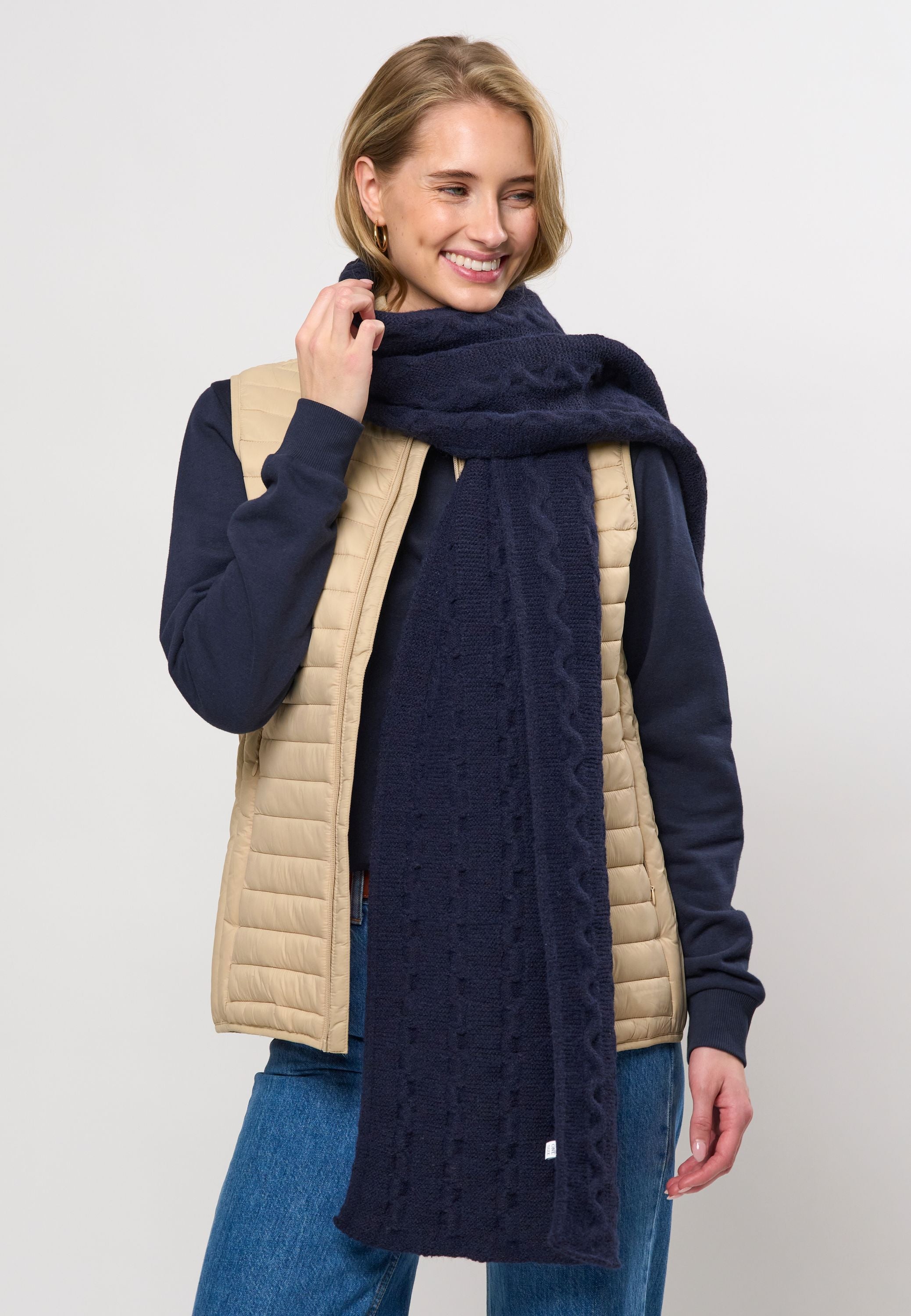 UWLuzy Scarf