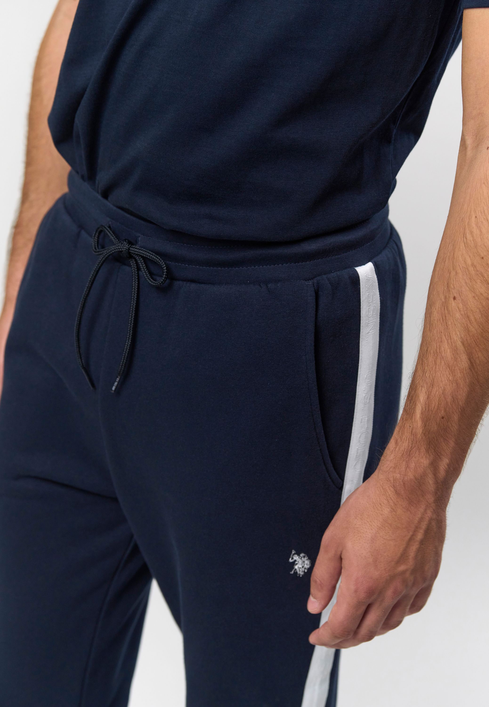 UMCevin Sweatpants