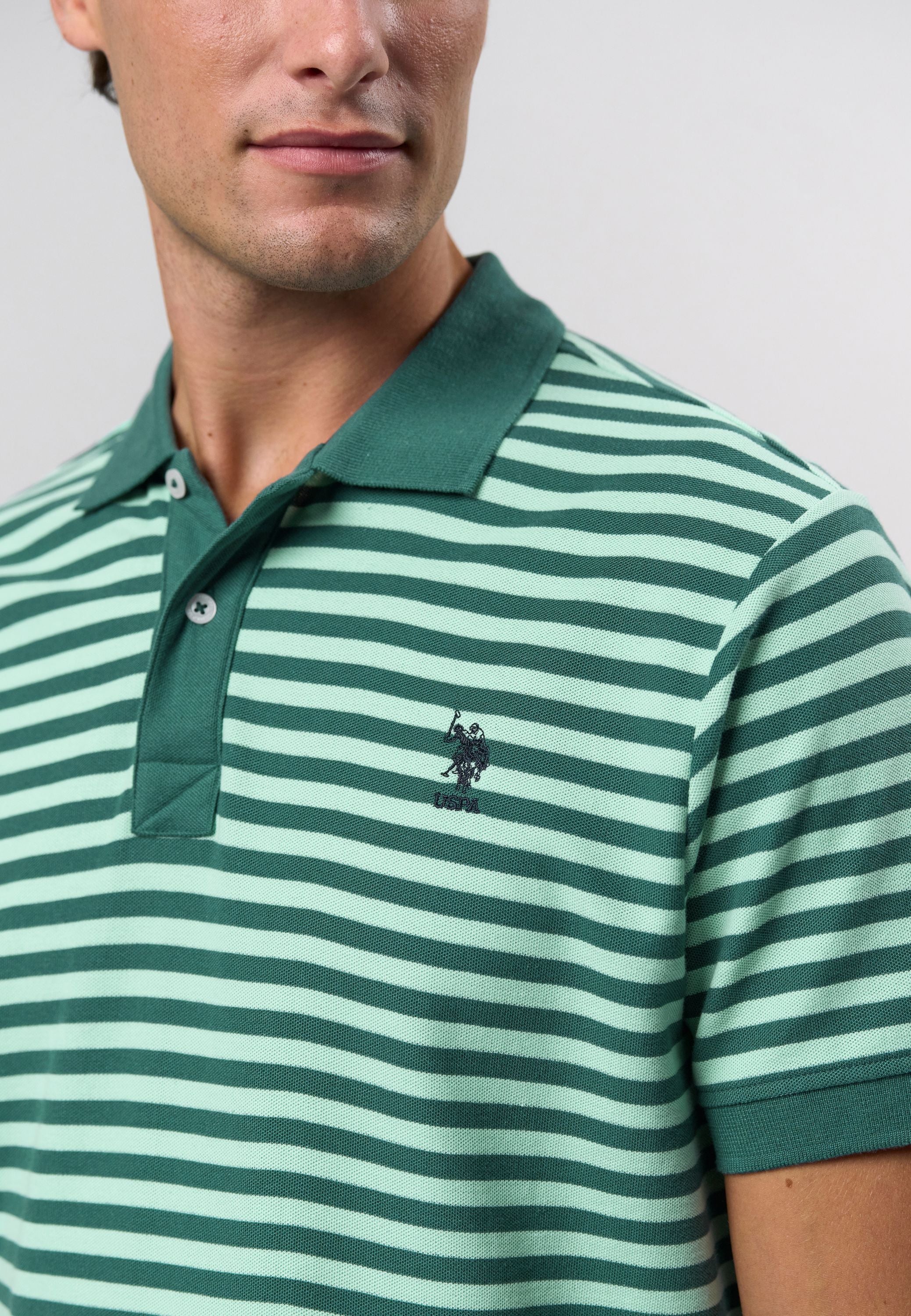 UMClaus Polo