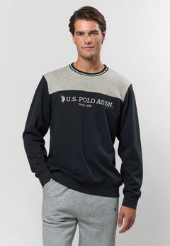 UMCesar O-neck Sweatshirt